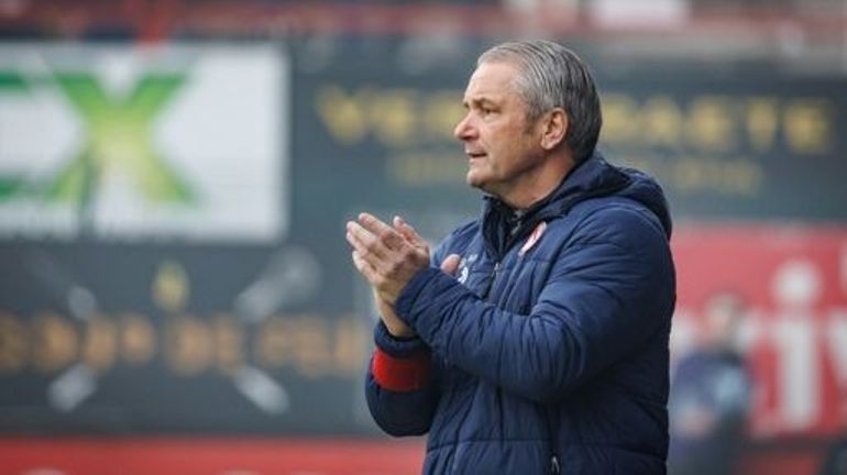 Courtrai fait encore appel à un ex-coach : Bernd Storck succède à Yves Vanderhaeghe