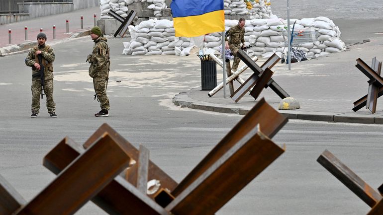 Guerre en Ukraine : les forces ukrainiennes annoncent avoir repris aux Russes la ville de Trostianets, dans le nord-est