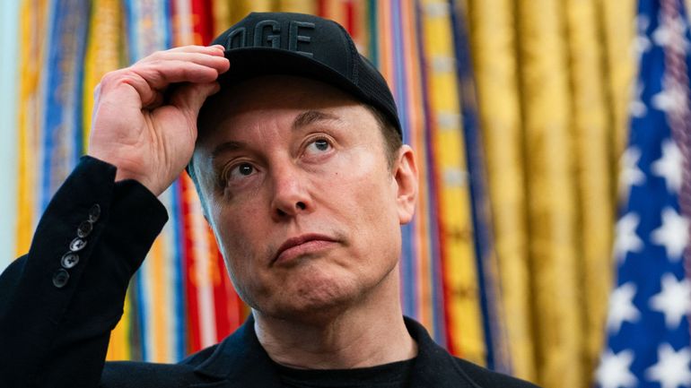 Elon Musk qualifie d'