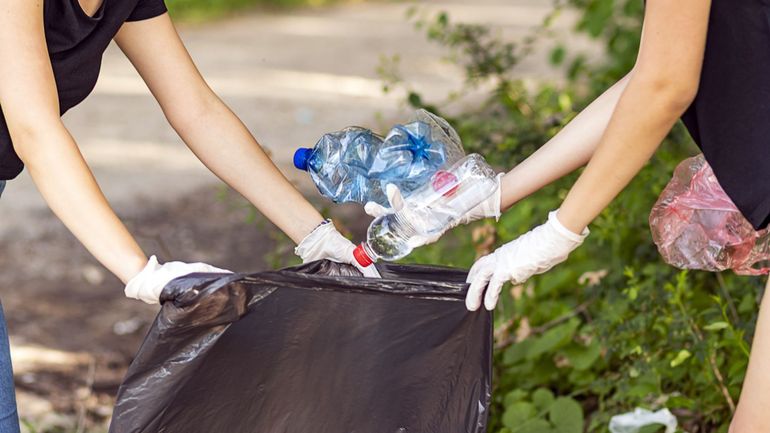World Cleanup Day 2025 : ramasser et cartographier les déchets pour agir contre la pollution