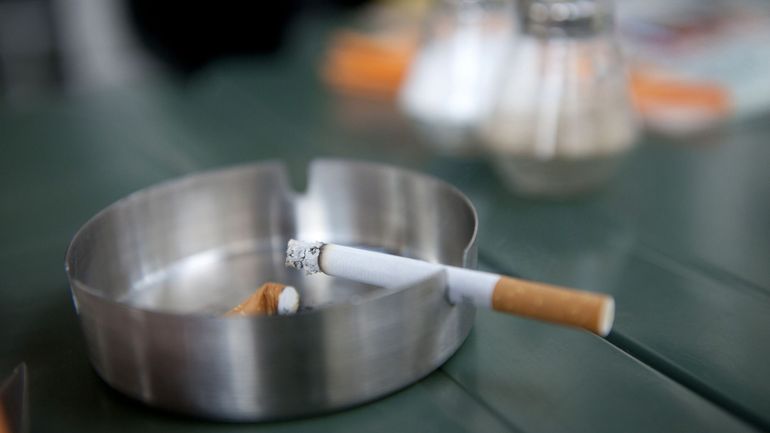 Tabac : 60% des fumeurs souhaiteraient arrêter, mais cela coûte des efforts et de l'argent