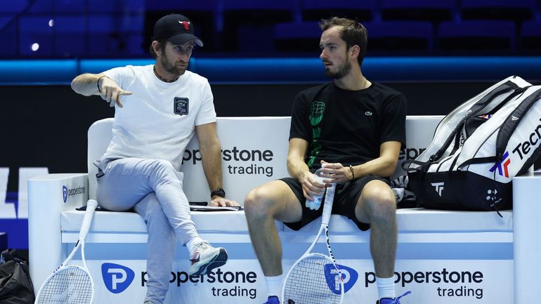 Medvedev et son coach c'est terminé : la tornade russe emporte tout sur son passage