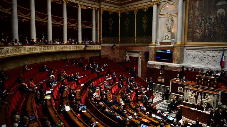 France : les députés adoptent le pass sanitaire anti-Covid