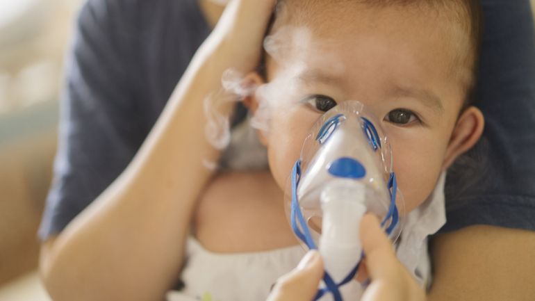 Bronchiolite chez les nourissons : face au virus respiratoire syncytial (VRS), la couverture doit encore être améliorée