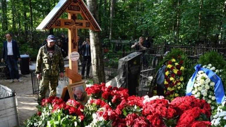Guerre en Ukraine : le Kremlin exclut toute enquête internationale après l'accident d'avion de Prigogine