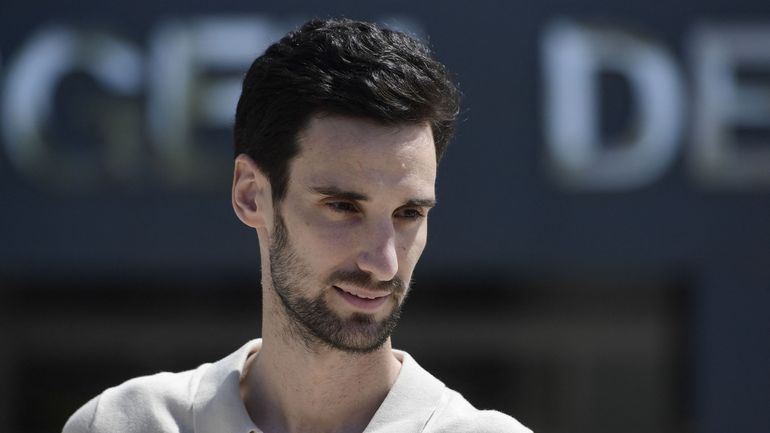 Le gardien du PSG Sergio Rico espère revenir