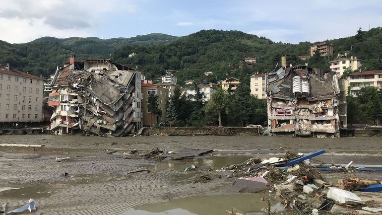 Inondations en Turquie: le bilan s'alourdit à 27 morts, appel à des mesures radicales pour le climat
