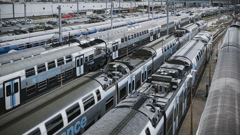 Journée de mobilisation en France : un "jeudi noir" annoncé dans les transports, les services fortement touchés aussi