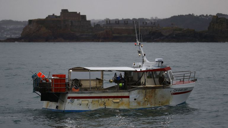 Conflit lié à la pêche post-Brexit: Londres menace de renforcer les contrôles des bateaux européens