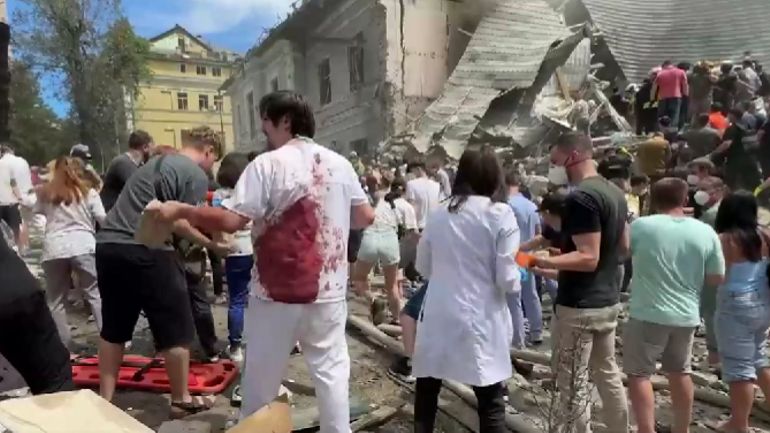 Guerre en Ukraine : des victimes coincées 