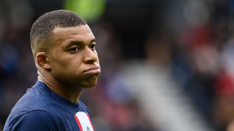 Le but complètement improbable (et inutile) de Kylian Mbappé contre Lorient