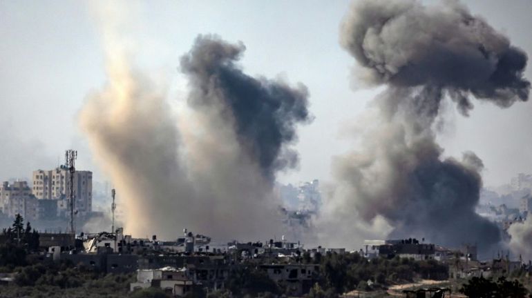 Guerre Israël-Gaza : des dizaines de morts dans le bombardement israélien d'un camp de réfugiés à Gaza