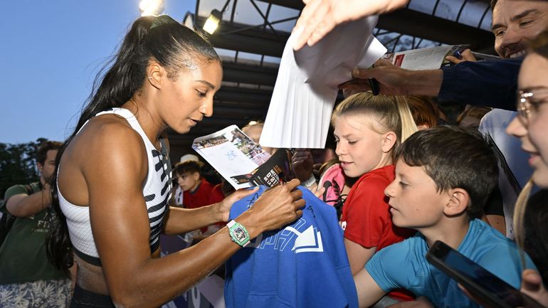 Trop de "freestyle" et de "crispation" pour Nafissatou Thiam devant son public : "Sauter à Liège, c'est super chouette"