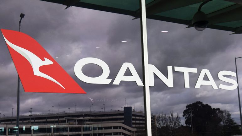 Qantas demande à ses cadres de travailler comme bagagistes