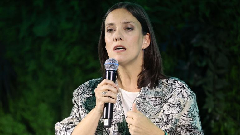 Elisabeth Degryse rassure les enseignants : 