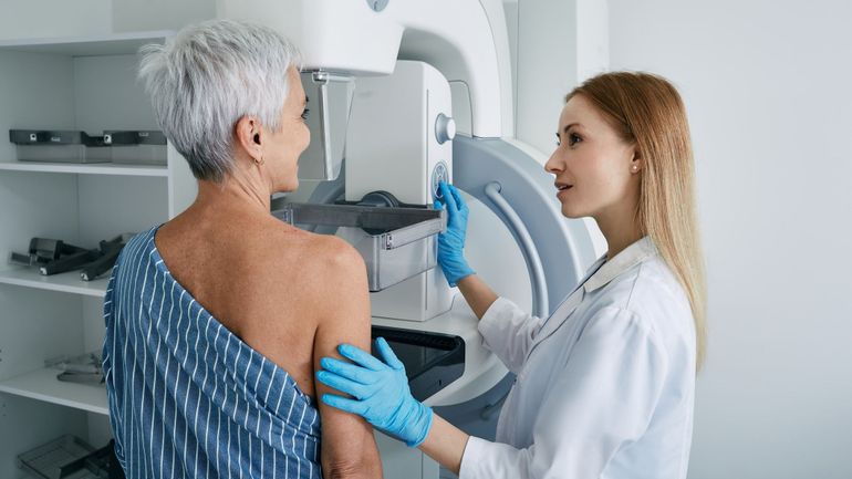 &#34;80% des cancers du sein surviennent après 50 ans&#34; (Emmanuel Ricard - Ligue contre le cancer)