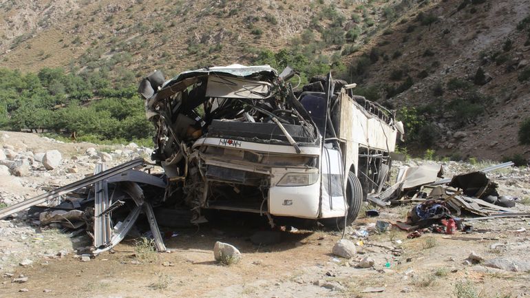 Afghanistan : plus de 50 morts dans un accident de bus dans l'ouest du pays