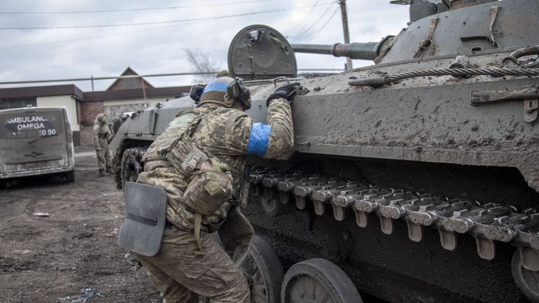 Guerre en Ukraine : l'armée ukrainienne dément avoir perdu sa tête de pont sur la rive occupée du Dniepr