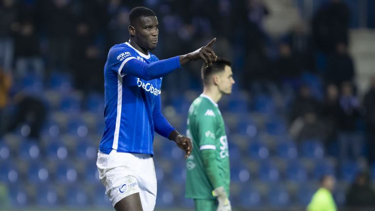 L’ancien attaquant de Genk Paul Onuachu s’offre un but zlatanesque sur une aile de pigeon avec Trabzonspor