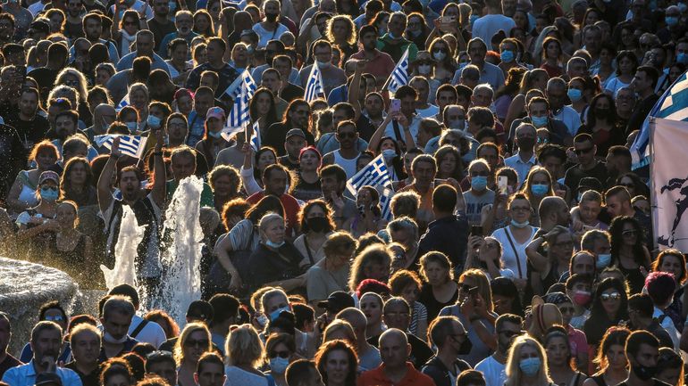 Coronavirus en Grèce : 7000 manifestants contre la vaccination obligatoire des soignants