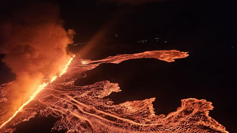 Une nouvelle éruption volcanique en Islande, pas d'infrastructures menacées