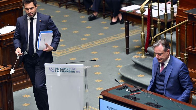 Budget 2025 : qu'est-ce qui est acquis et qu'est-ce qui ne l'est pas ? 5 points pour comprendre