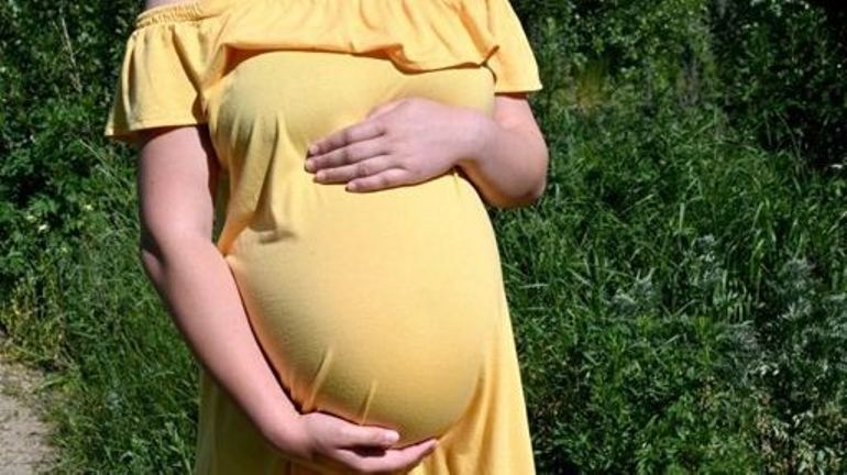 Des milliers de mères lancent un appel pour que la maternité ne pénalise plus les femmes