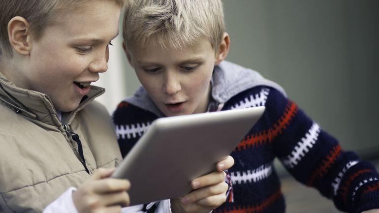 Les deux premières émotions des jeunes utilisateurs des écrans numériques ? La peur et la colère