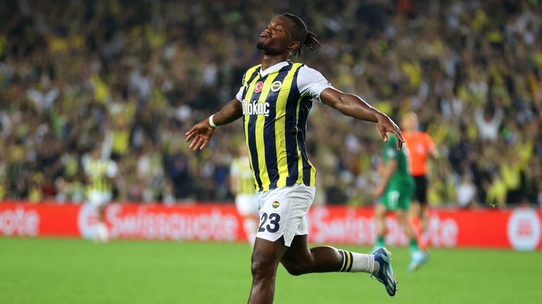 Quadruplé De Michy Batshuayi En Coupe De Turquie, Fenerbahçe S'impose 6 ...