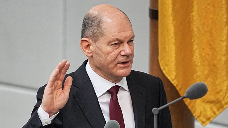 Allemagne : Olaf Scholz, nouveau chancelier, a prêté serment