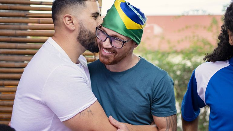 Coupe du monde 2022 : un ministre britannique demande aux fans LGBT de football de respecter la loi qatarie