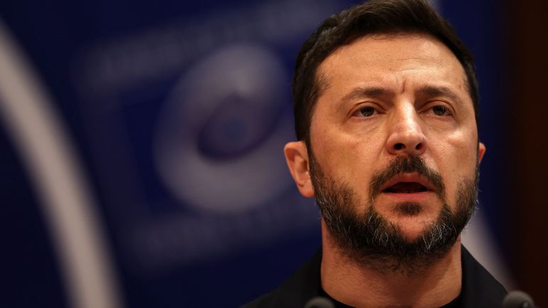Volodymyr Zelensky signe un décret en vue d'un retrait de l'Ukraine de la convention sur l'interdiction des mines antipersonnel