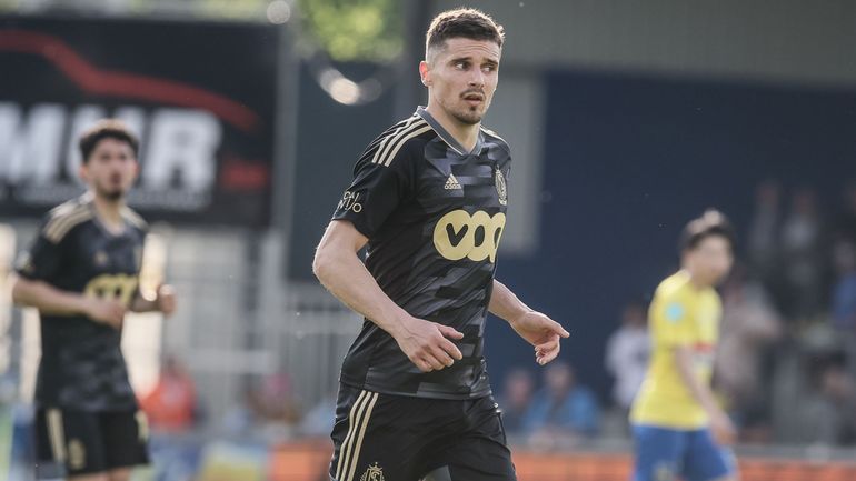 Mercato : le Standard ne renouvelle pas le contrat de Cimirot, qui quitte donc le club