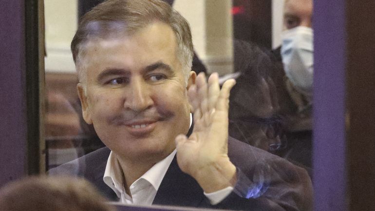 Géorgie : l'ex-président Saakachvili entame une nouvelle grève de la faim en prison