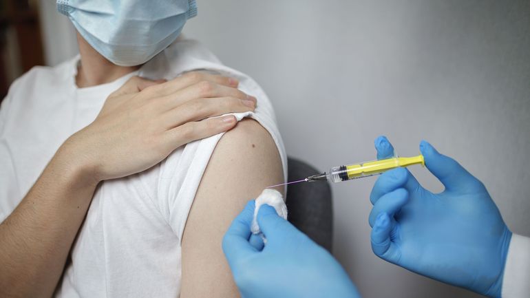 Coronavirus en Belgique : des certificats de vaccination possibles pour les personnes qui ont très mal réagi