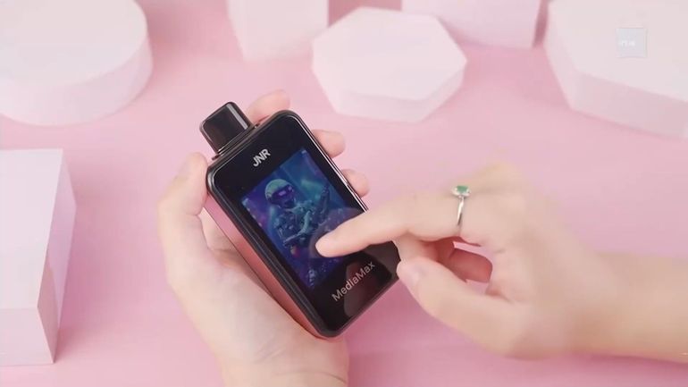 La Smart Vape, la nouvelle cigarette électronique, interdite en Belgique, qui risque de rendre accros nos ados ?