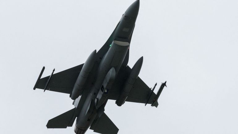Taïwan : 62 avions chinois détectés autour de l'île au 2e jour des manoeuvres militaires de Pékin