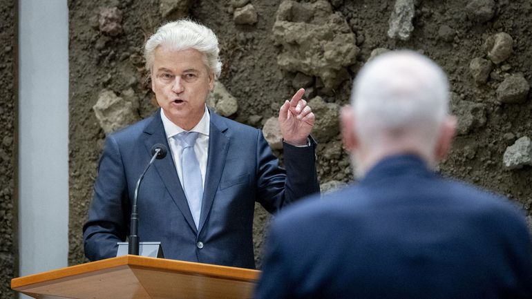 Pays-Bas : Geert Wilders veut fermer les frontières aux demandeurs d'asile et menace de quitter le gouvernement