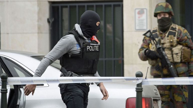 Le terrorisme d'extrême droite sous-estimé en Belgique, selon le Comité T