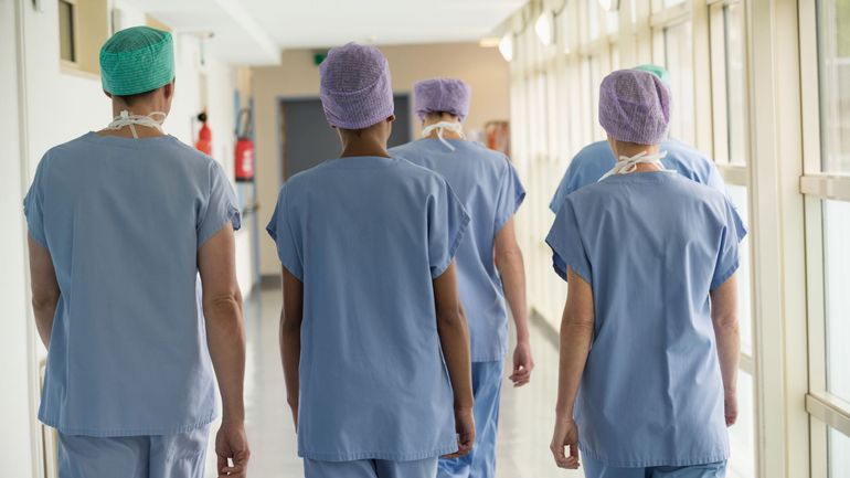 La grève des infirmiers des soins intensifs se poursuit et s'étend dès lundi
