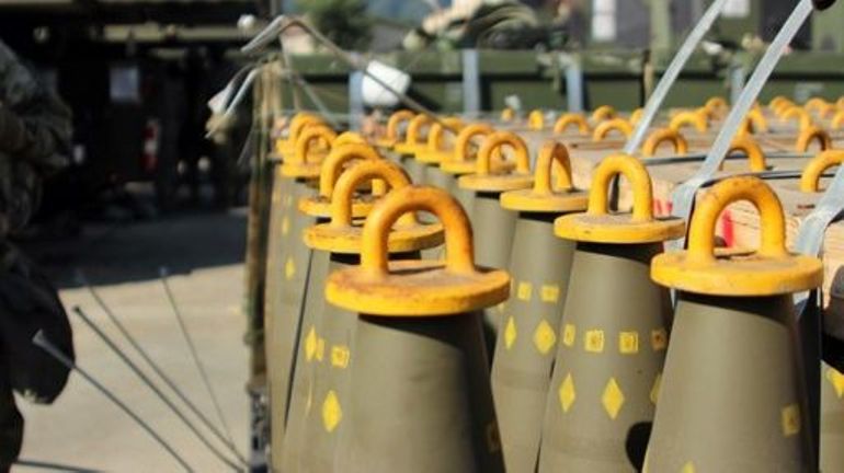 Guerre en Ukraine: des armes à sous-munitions américaines déjà livrées à l'armée ukrainienne, selon Kiev