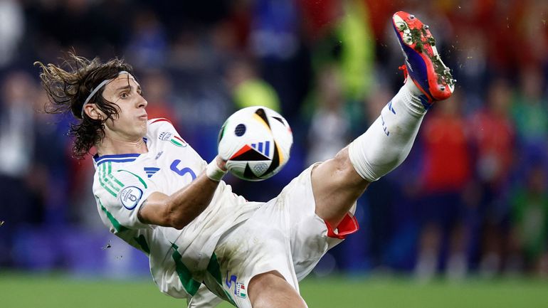 Arsenal se renforce avec le défenseur international italien Riccardo Calafiori