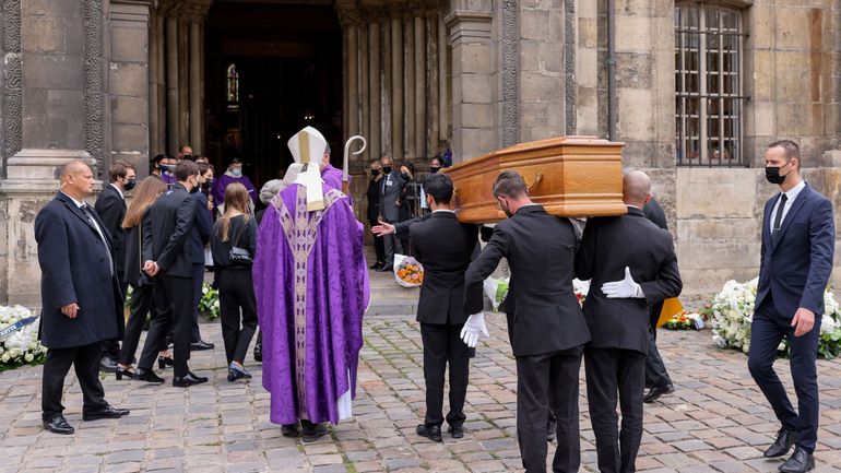 France : après l'hommage national à Jean-Paul Belmondo, des obsèques dans l'intimité à Saint-Germain-des-Prés