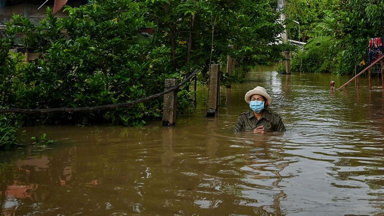 Une tempête tropicale fait six morts en Thaïlande et provoque d'importantes inondations