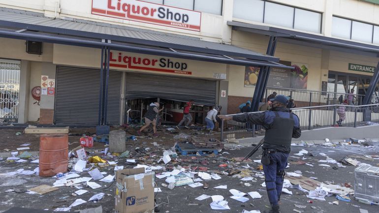 Afrique du Sud: dix morts lors de pillages à Soweto