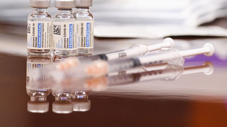 Les CPAS wallons plaident pour l'obligation vaccinale des soignants au contact des aînés