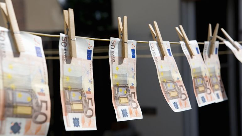 Opération d'envergure en Allemagne contre un réseau international de blanchiment d'argent