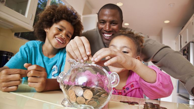 Six parents sur dix épargnent pour leurs enfants, selon une étude
