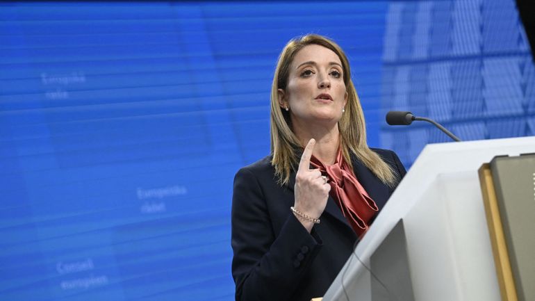 Enquête pour corruption au Parlement européen : la présidente Roberta Metsola annonce des réformes