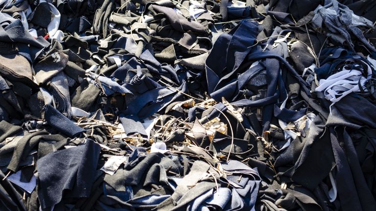 Les Etats de l'Union européenne veulent interdire la destruction des vêtements invendus